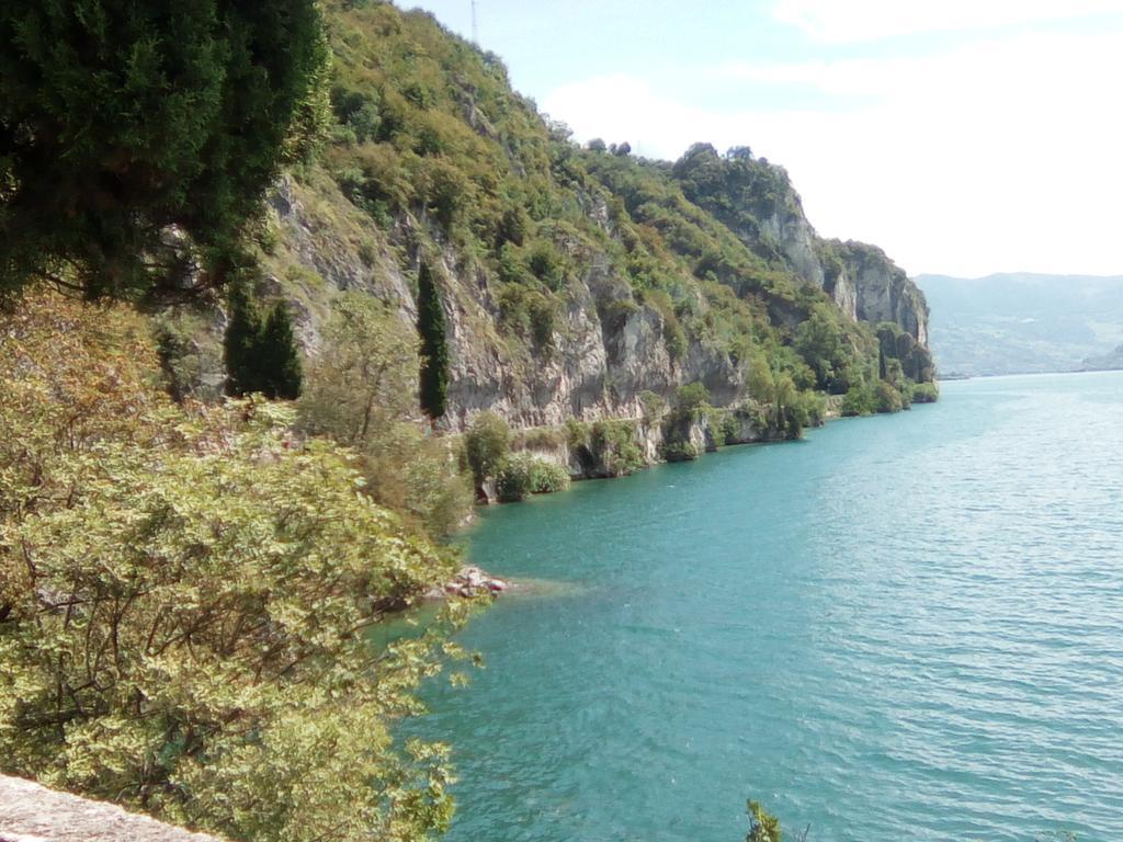 Casa Lory Villa Marone Esterno foto